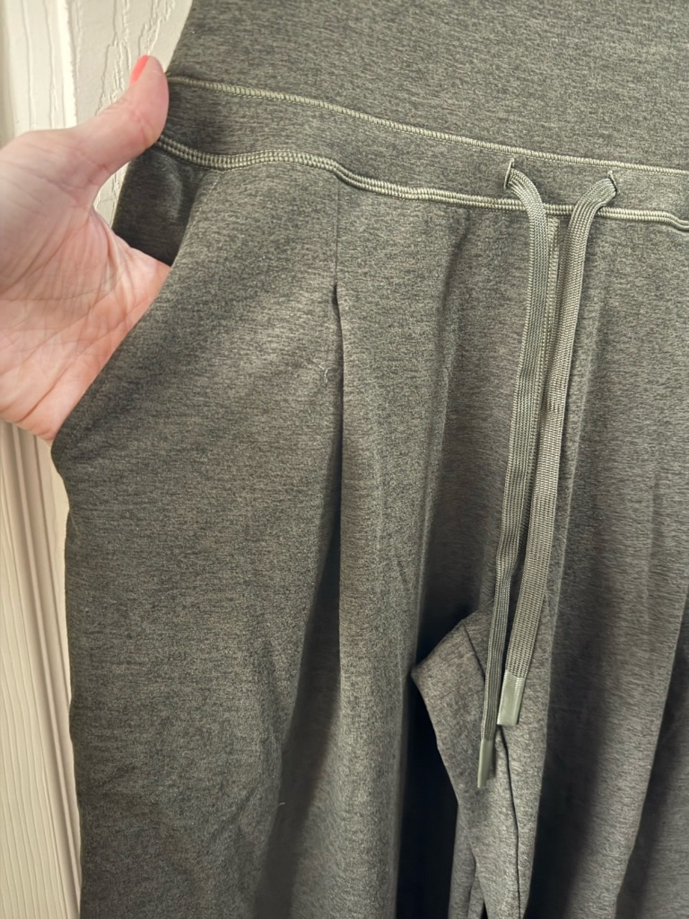 Halara High Waist Wide Leg Drawstring Athleisure Pants - Olive Green Sz S NEW - Picture 3 of 10